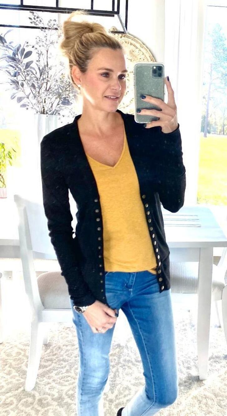 NEW Boutique Black Long Sleeve Lightweight Snap Front Ribbed Sweater Cardigan